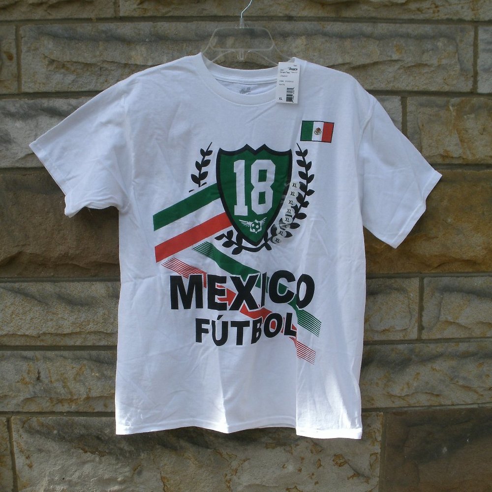 White Mexico Soccer T-Shirt brand new Size Youth XL